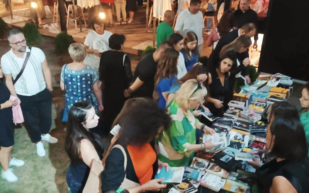 Хуманитарна вечер со македонски автори