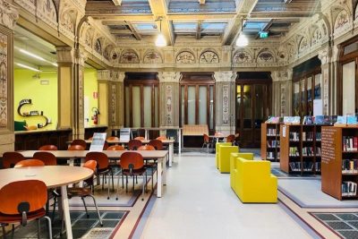 Посета на библиотеката Салаборса во Болоња, Италија