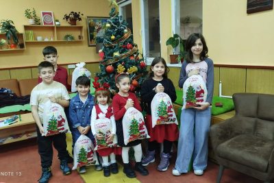 Новогодишни подароци кои излегуваат од срцето