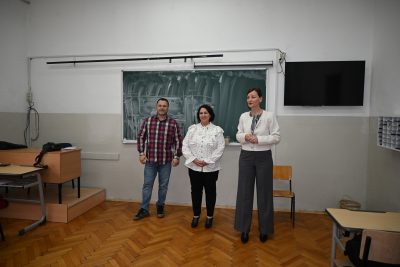 Работилница: „Мојот глас, мојата приказна – Слем поезија“