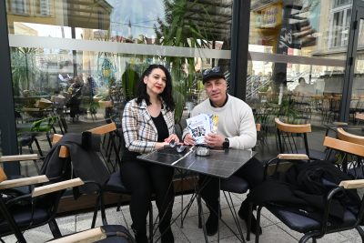 Кафе и книги со наши локални писатели